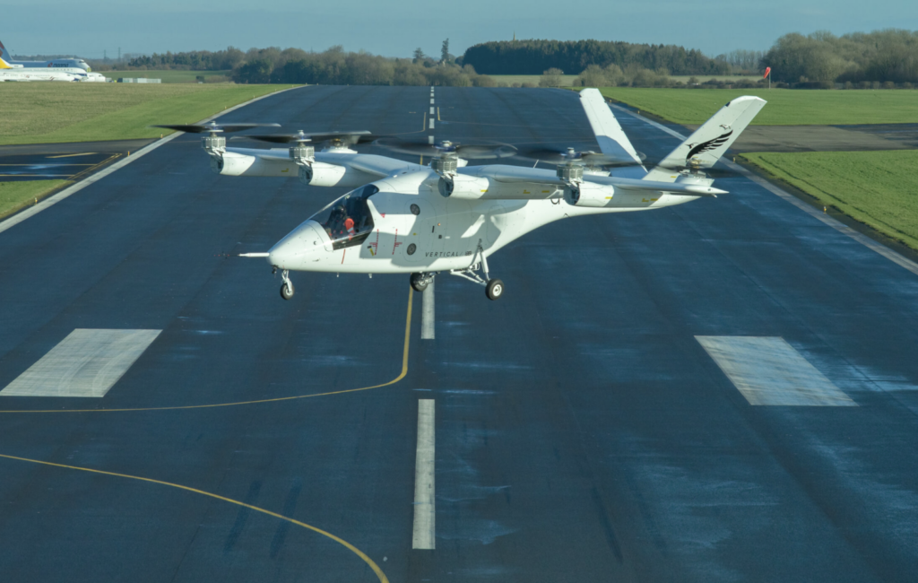 Vertical Aerospace avanza a la segunda fase de pruebas pilotadas del VX4, marcando un nuevo hito en la aviación eléctrica